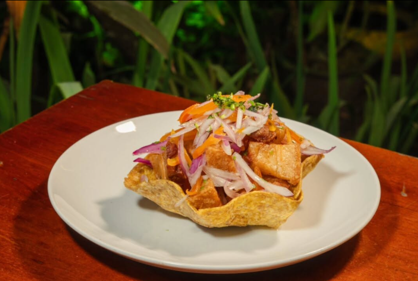 Canasta de chips de plátano FRISTOS